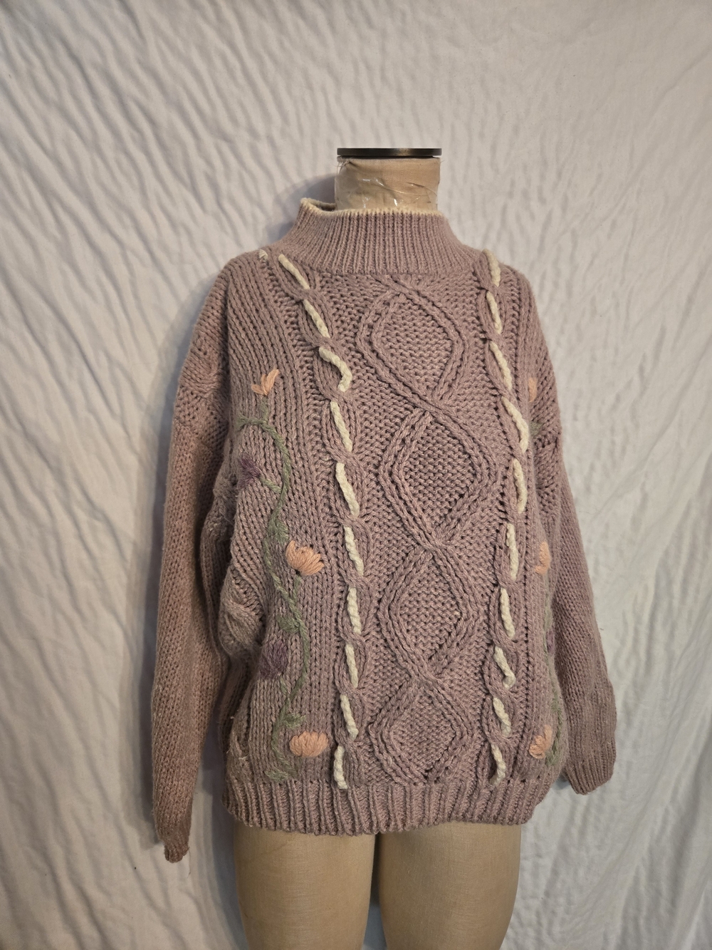 Vintage Lavender Cable-Knit Turtleneck Sweater with Floral Embroidery